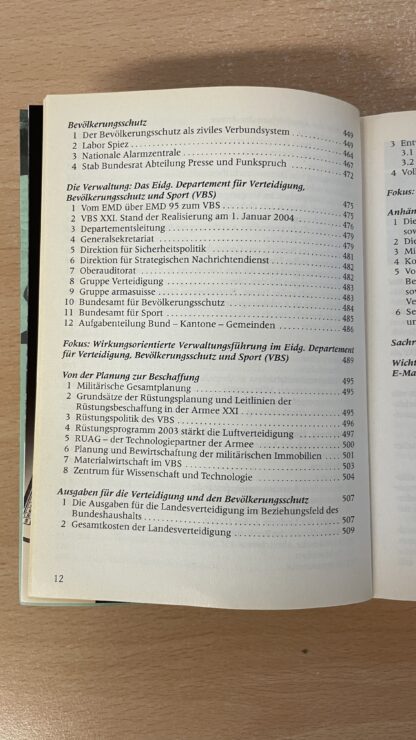 Buch <br><b>Schweizer Armee 2004 - Wissenswertes zur Landesverteidigung</b> - Image 9