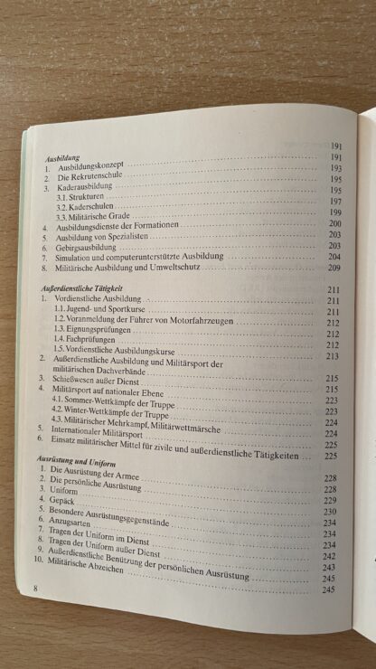 Buch <br><b>Schweizer Armee 97 - Wissenswertes zur Landesverteidigung</b> - Image 6