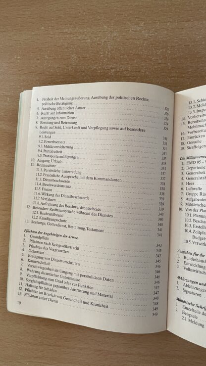 Buch <br><b>Schweizer Armee 97 - Wissenswertes zur Landesverteidigung</b> - Image 8