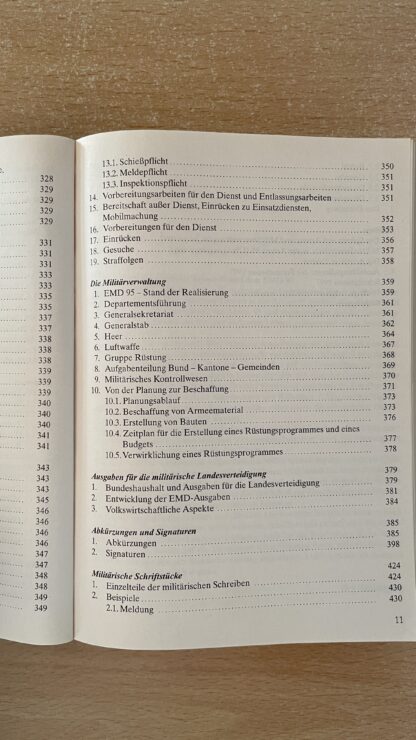 Buch <br><b>Schweizer Armee 97 - Wissenswertes zur Landesverteidigung</b> - Image 9