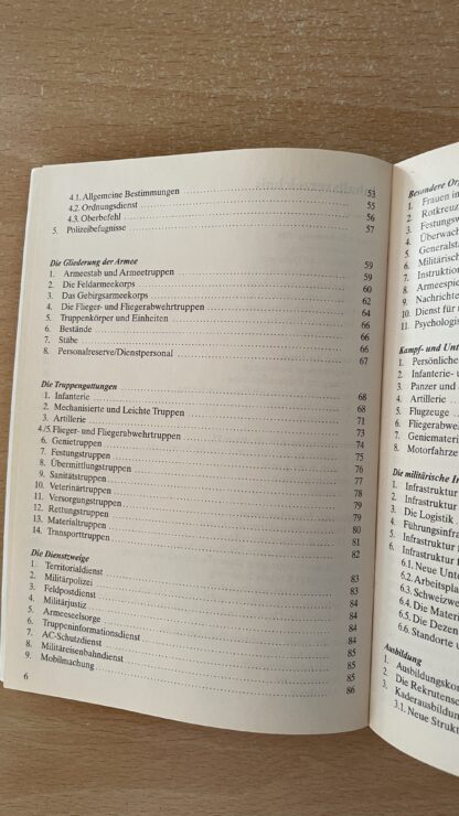 Buch <br><b>Schweizer Armee 96 - Wissenswertes zur Landesverteidigung</b> - Image 4