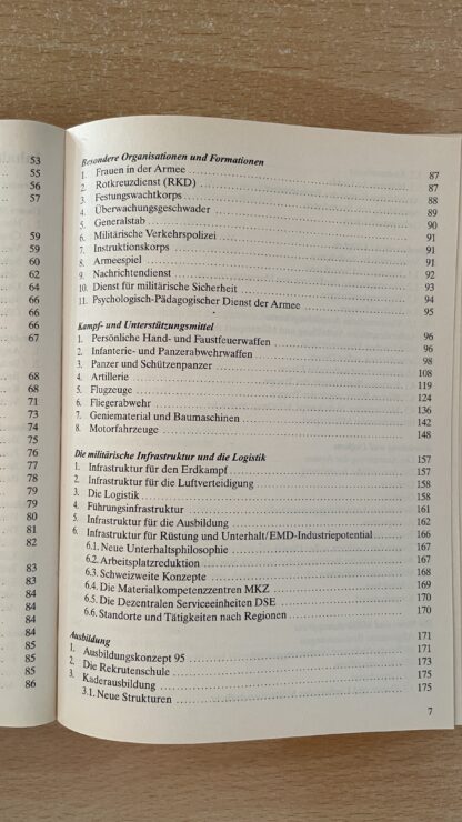 Buch <br><b>Schweizer Armee 96 - Wissenswertes zur Landesverteidigung</b> - Image 5