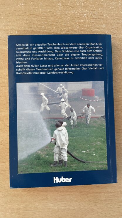 Buch <br><b>Schweizer Armee 95 - Wissenswertes zur Landesverteidigung</b> - Image 2