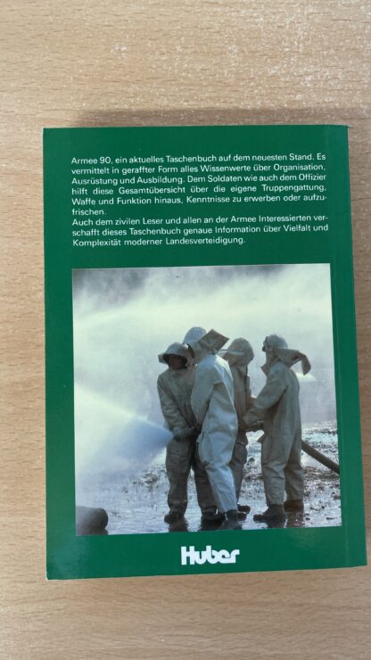 Buch <br><b>Schweizer Armee 90 - Wissenswertes zur Landesverteidigung</b> - Image 2