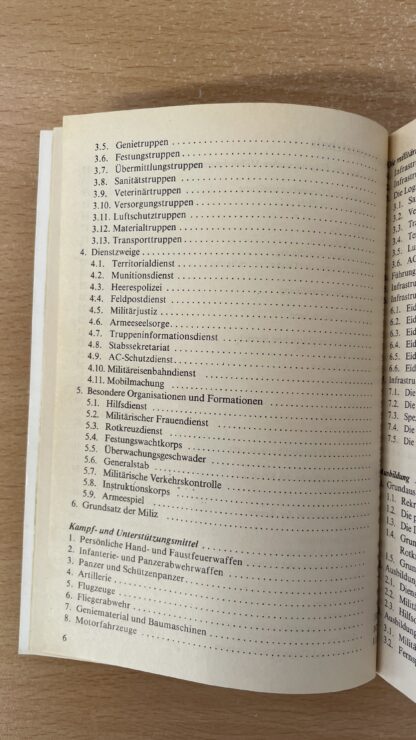 Buch <br><b>Schweizer Armee 90 - Wissenswertes zur Landesverteidigung</b> - Image 4