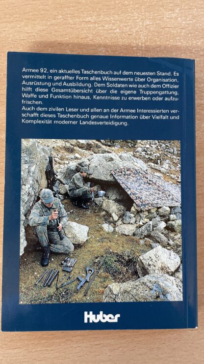Buch <br><b>Schweizer Armee 92 - Wissenswertes zur Landesverteidigung</b> - Image 2