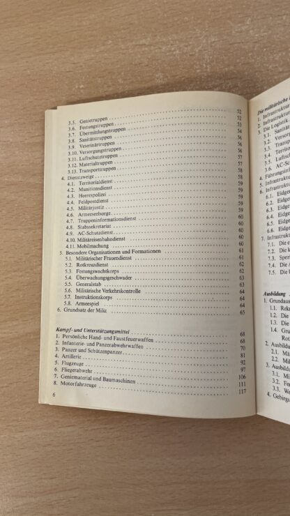 Buch <br><b>Schweizer Armee 92 - Wissenswertes zur Landesverteidigung</b> - Image 5