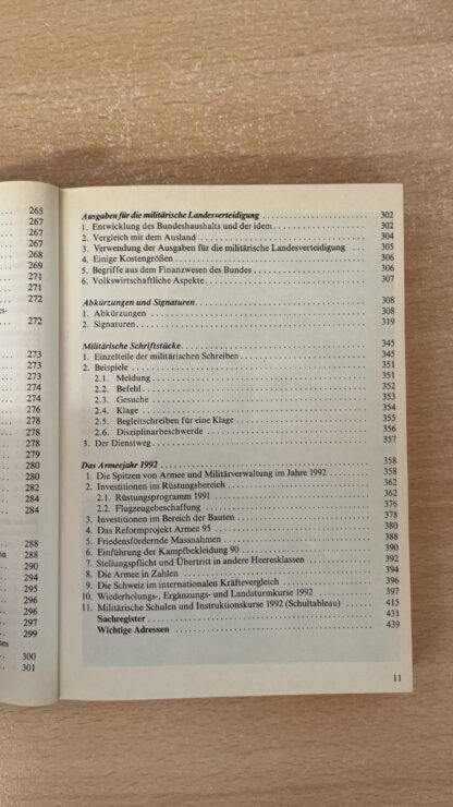 Buch <br><b>Schweizer Armee 92 - Wissenswertes zur Landesverteidigung</b> - Image 4