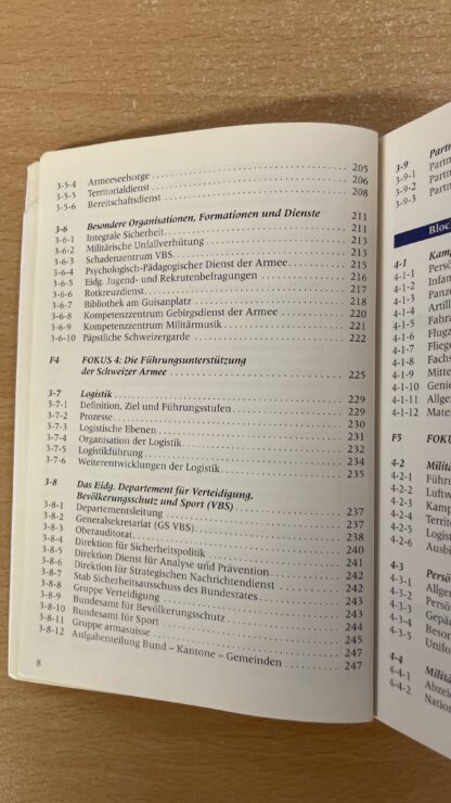 Buch <br><b>Schweizer Armee 2009 - Wissenswertes zur Landesverteidigung</b> - Image 9