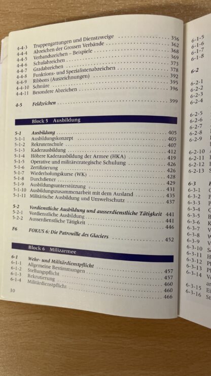 Buch <br><b>Schweizer Armee 2009 - Wissenswertes zur Landesverteidigung</b> - Image 7